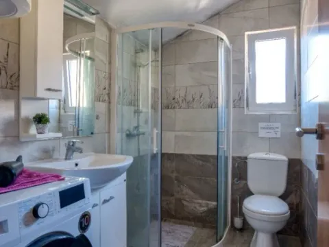 Sale, studio apartment, 30m², Donja Lastva, Tivat - image 4