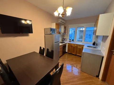 Stan-na-dan, dvosoban stan, 90m², Donja Lastva, Tivat - image 4