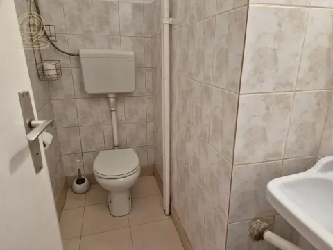 Izdavanje, četvorosoban stan, 90m², Medijana, Niš - image 9
