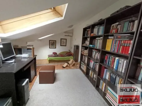 Prodaja, jednosoban stan, 33m², Grbavica, Novi Sad Sve Podlokacije