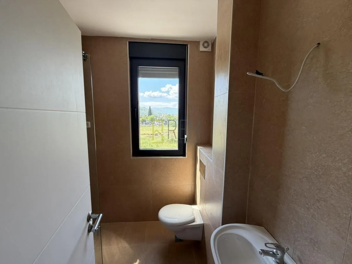 Rent, two bedroom apartment, 64m², Tološi, Podgorica