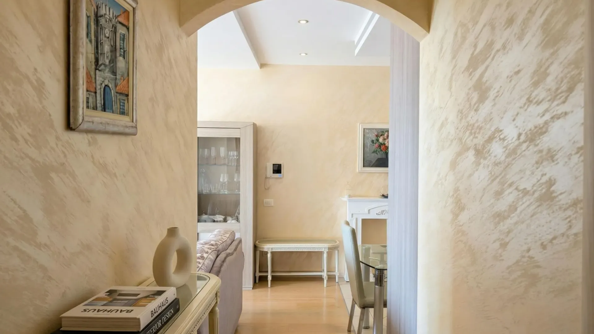 Prodaja, stan, 65m², Bečići, Budva
