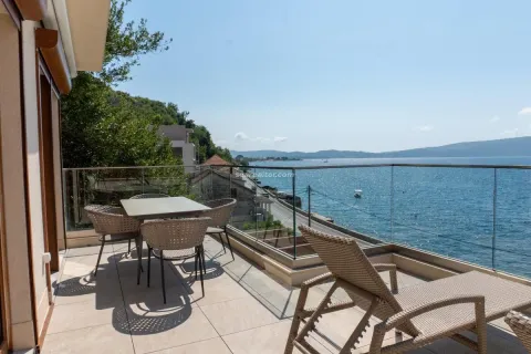 Prodaja, dvosoban stan, 93m², Donja Lastva, Tivat - image 1