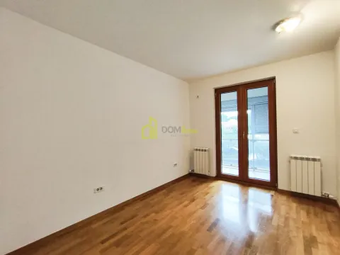 Izdavanje, dvosoban stan, 87m², Tološka šuma, Podgorica - image 8