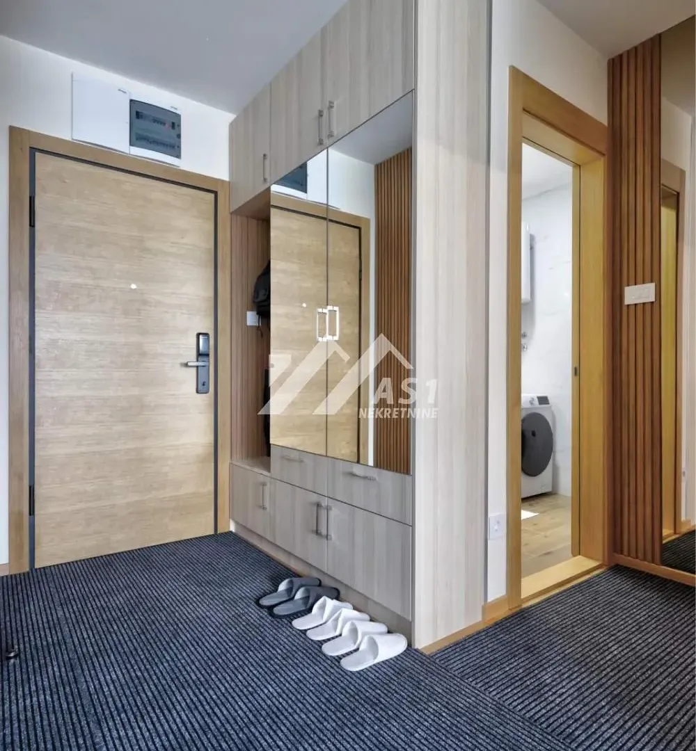 Izdavanje, jednosoban stan, 44m², Spens, Novi Sad Sve Podlokacije