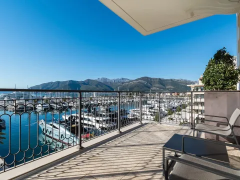 Sale, three bedroom apartment, 252m², Porto Montenegro, Tivat - image 9