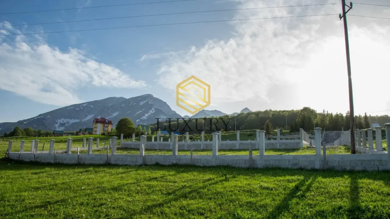 Prodaja, plac, 410m², Motički gaj, Žabljak