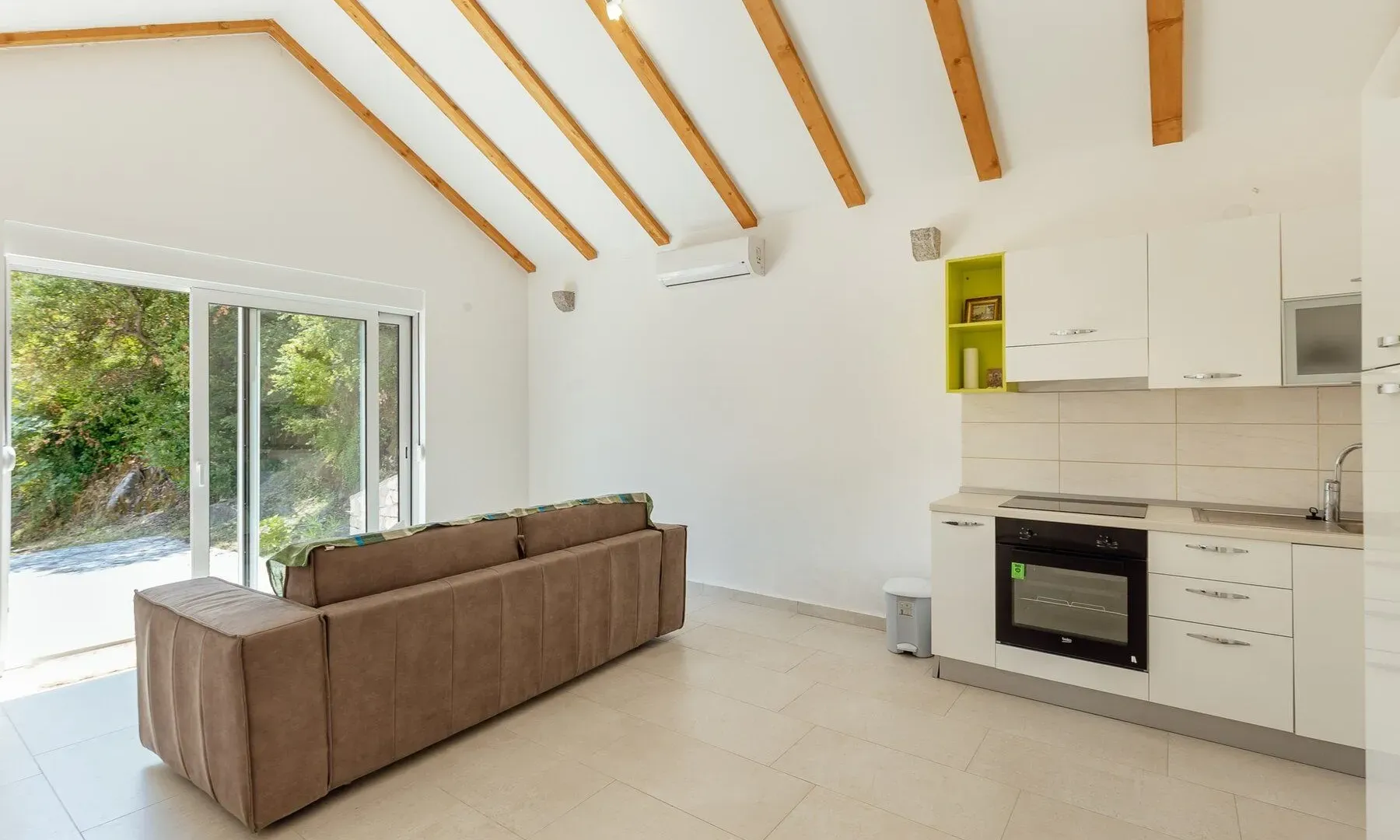 Sale, house, 800m², Prčanj, Kotor