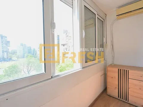 Rent, one bedroom apartment, 60m², Blok 5, Podgorica - image 10