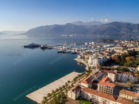 Sale, two bedroom apartment, 111m², Tivat, Crna Gora - image 2