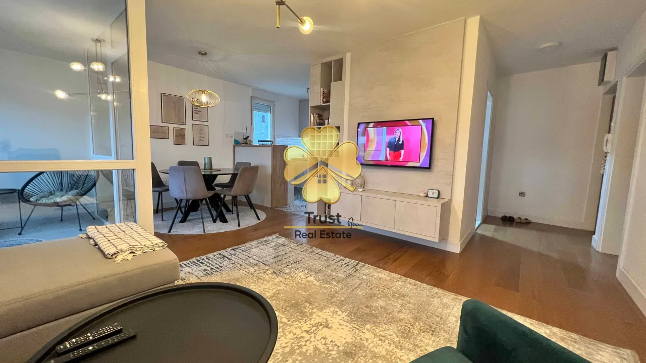 Rent, one bedroom apartment, 53m², Blok 5, Podgorica