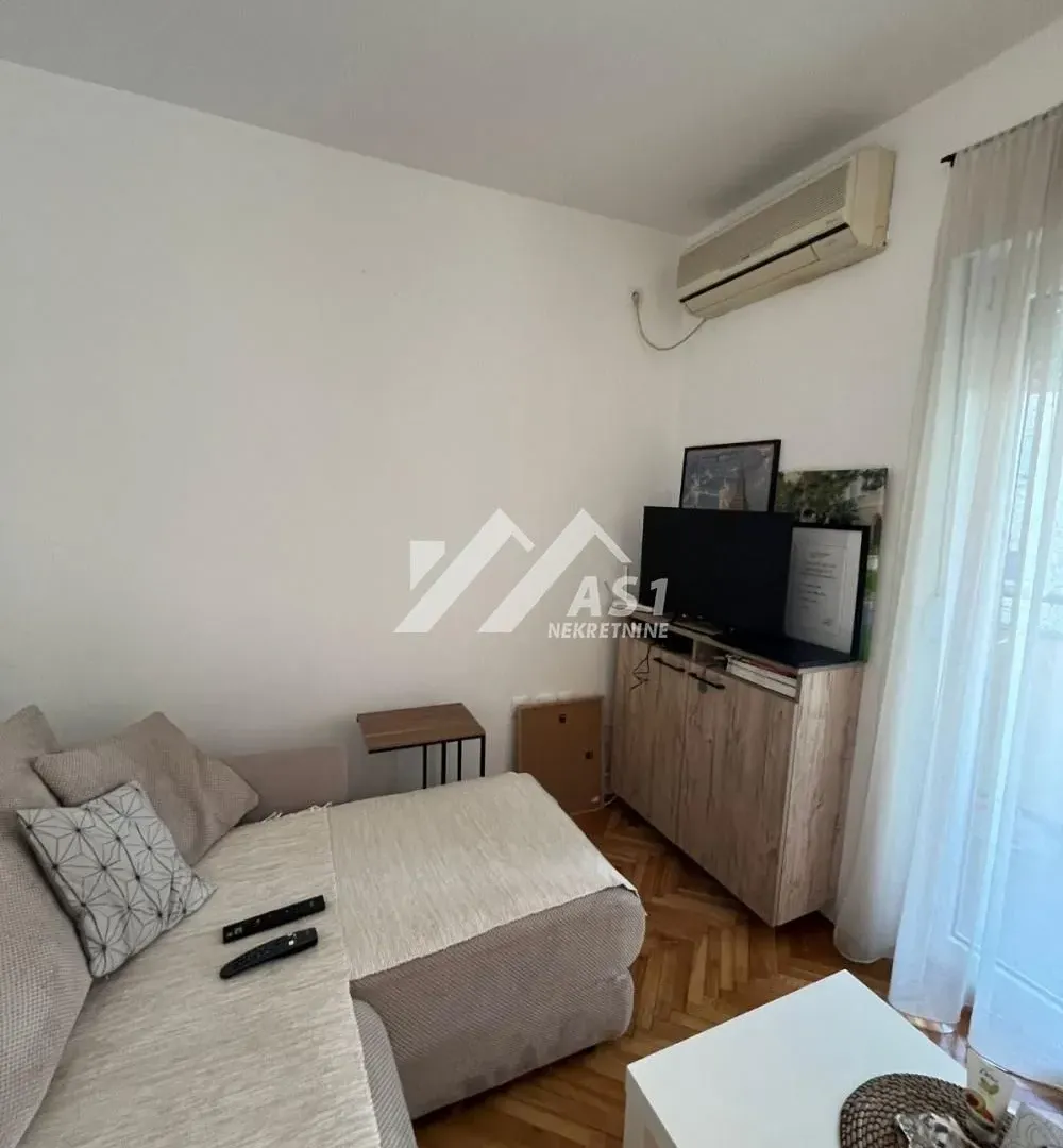 Izdavanje, dvosoban stan, 48m², Telep, Novi Sad Sve Podlokacije