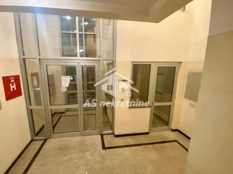 Izdavanje, dvosoban stan, 67m², Tašmajdan, Palilula Sve Podlokacije - image 13