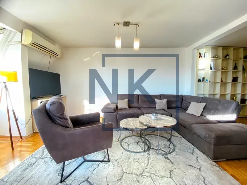 Prodaja, trosoban stan, 86m², Centar, Podgorica