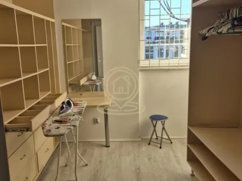 Izdavanje, četvorosoban stan, 106m², Kalenić Pijaca, Vračar Sve Podlokacije - image 20