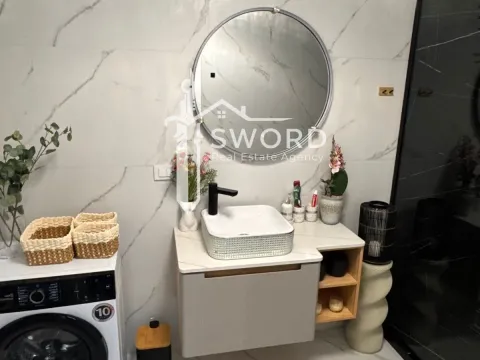 Sale, three bedroom apartment, 110m², Prčanj, Kotor - image 2