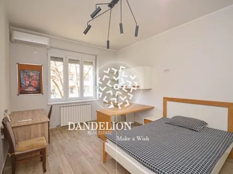 Izdavanje, dvosoban stan, 90m², Centar, Podgorica - image 13