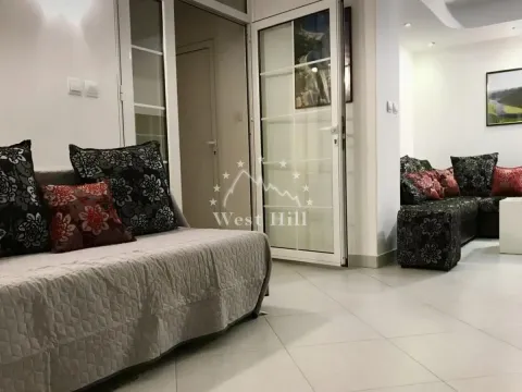 Sale, three bedroom apartment, 85m², Sveti Stefan, Budva - image 3