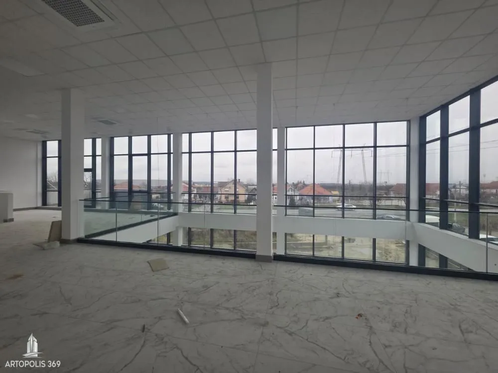 Rent, office space, 3500m², Šimanovci, Pećinci