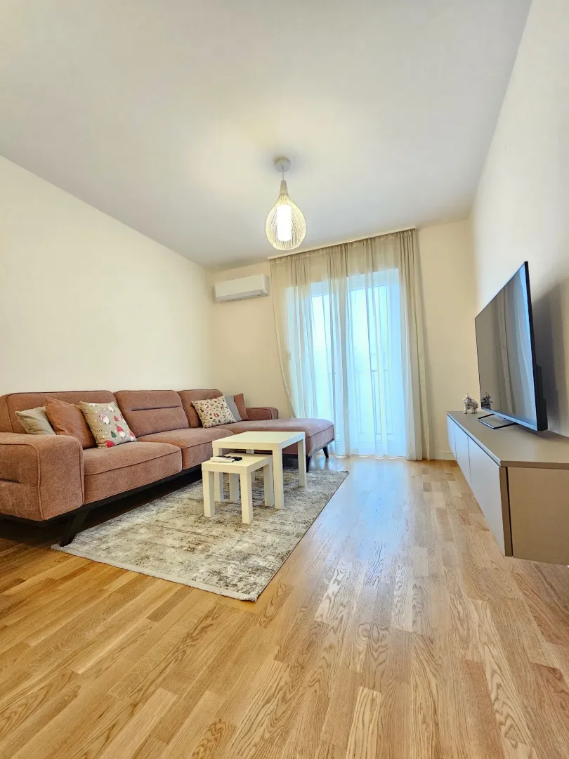 Rent, one bedroom apartment, 43m², Pobrežje, Podgorica