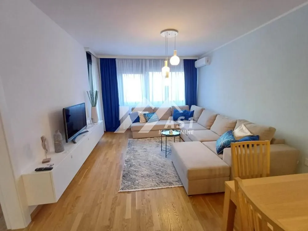 Rent, three bedroom apartment, 66m², Rotkvarija, Novi Sad Sve Podlokacije
