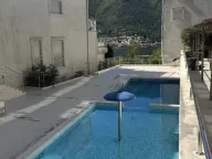 Sale, two bedroom apartment, 75m², Dobrota, Kotor - image 12