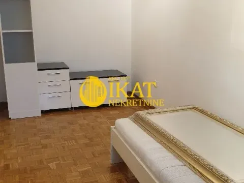 Izdavanje, četvorosoban stan, 115m², Kalenić Pijaca, Vračar Sve Podlokacije - image 9