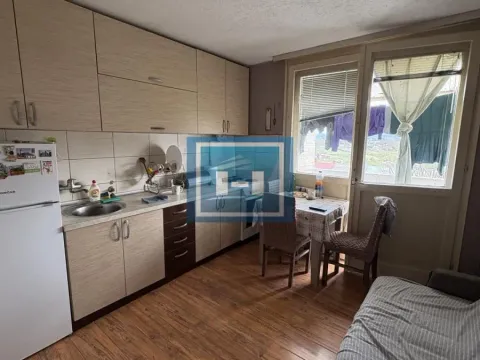 Stan in Sarina Medja