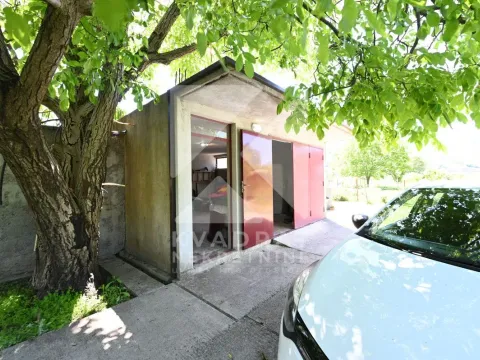 Prodaja, kuća, 80m², Mareza, Podgorica - image 10