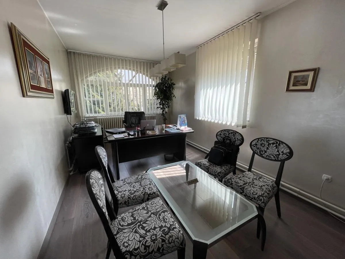 Rent, office space, 120m², Banatić, Novi Sad Sve Podlokacije