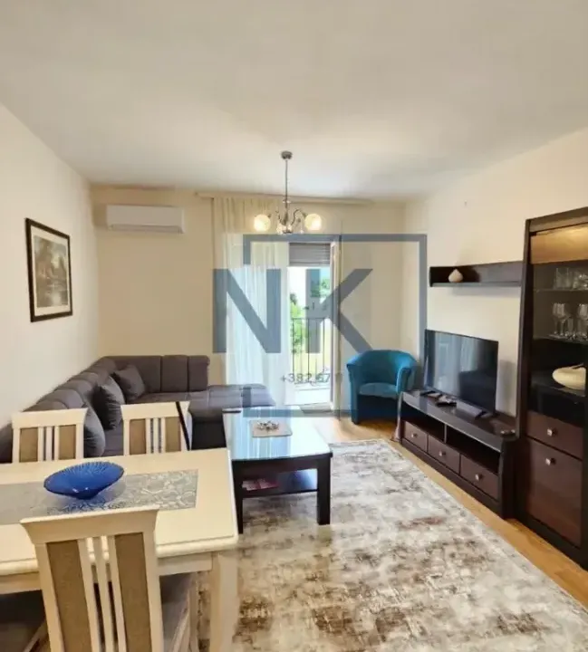 Izdavanje, jednosoban stan, 45m², Tuški Put, Podgorica