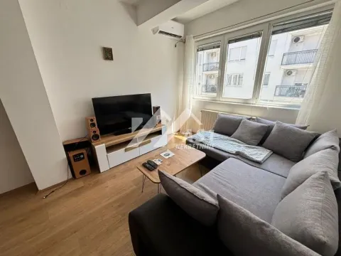 Izdavanje, dvosoban stan, 48m², Podbara, Novi Sad Sve Podlokacije - image 2