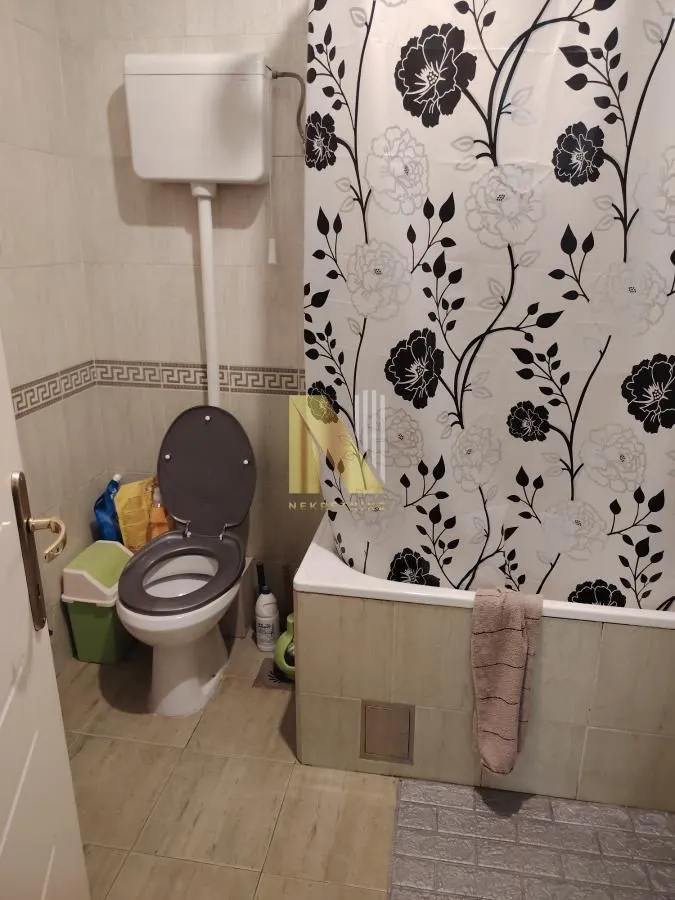 Izdavanje, trosoban stan, 73m², Nova Detelinara, Novi Sad Sve Podlokacije