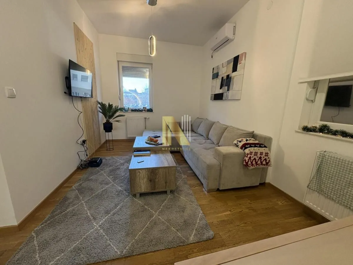 Prodaja, dvosoban stan, 39m², Socijalno, Novi Sad Sve Podlokacije