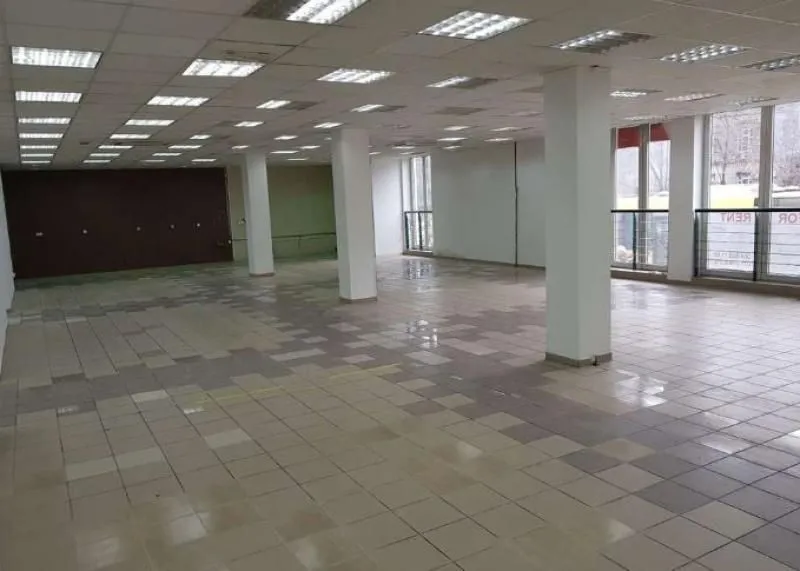 Rent, office space, 500m², Zemun Centar, Zemun Sve Podlokacije