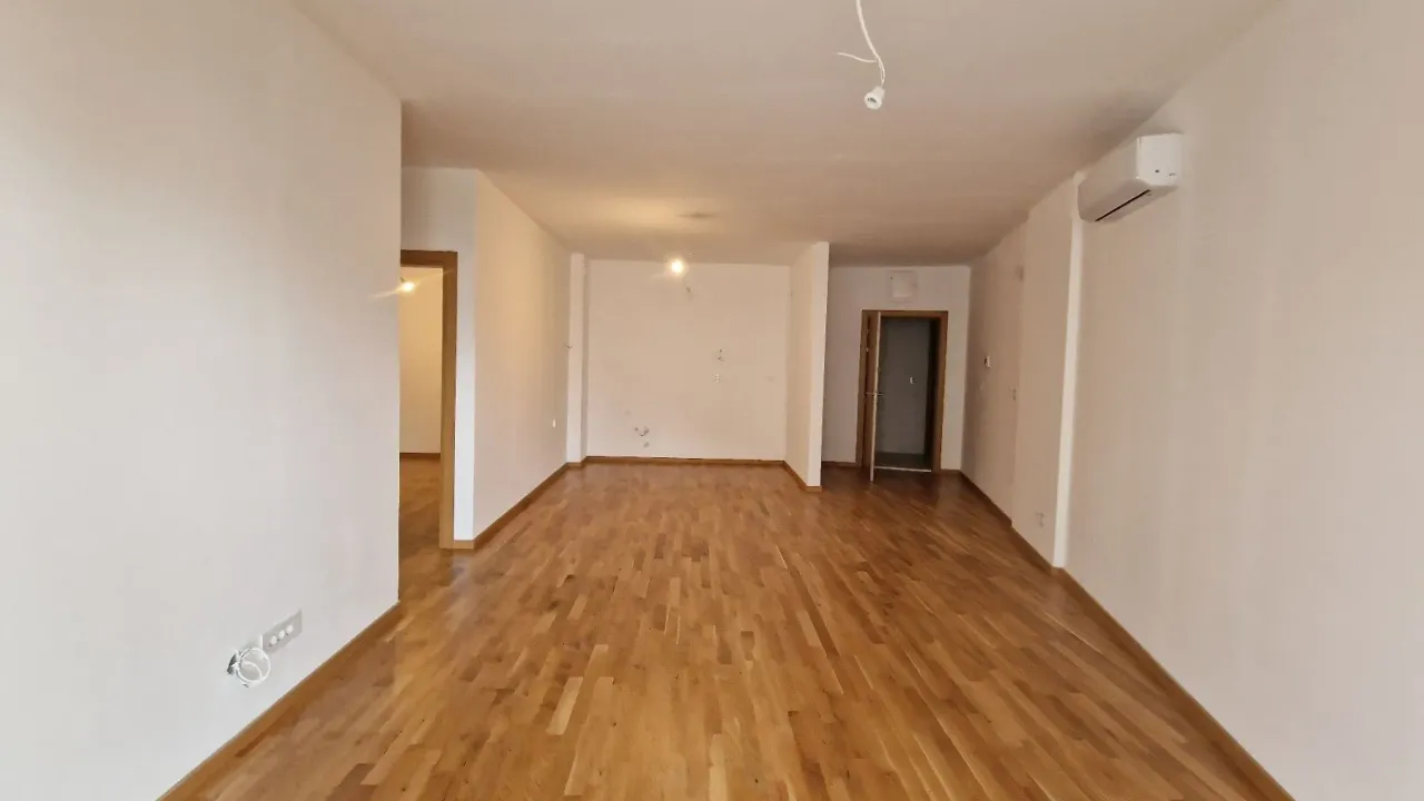 Prodaja, dvosoban stan, 62m², Bečići, Budva