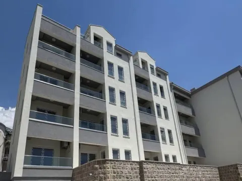 Prodaja, jednosoban stan, 42m², Centar, Budva - image 4