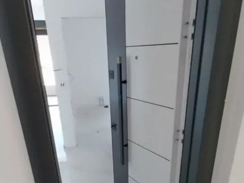 Sale, one bedroom apartment, 45m², Čeluga, Bar - image 5