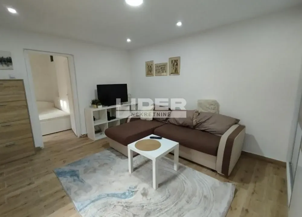 Prodaja, dvosoban stan, 37m², Stari Grad, Beograd