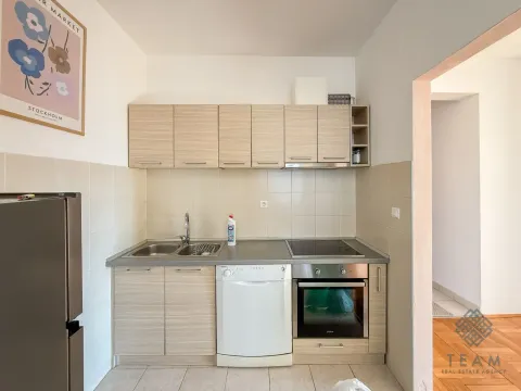 Izdavanje, dvosoban stan, 100m², Preko Morače, Podgorica - image 7