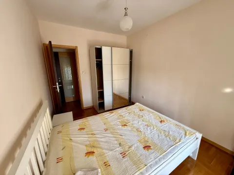 Izdavanje, trosoban stan, 85m², Pobrežje, Podgorica - image 11