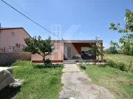 Prodaja, kuća, 120m², Dahna, Podgorica - image 1