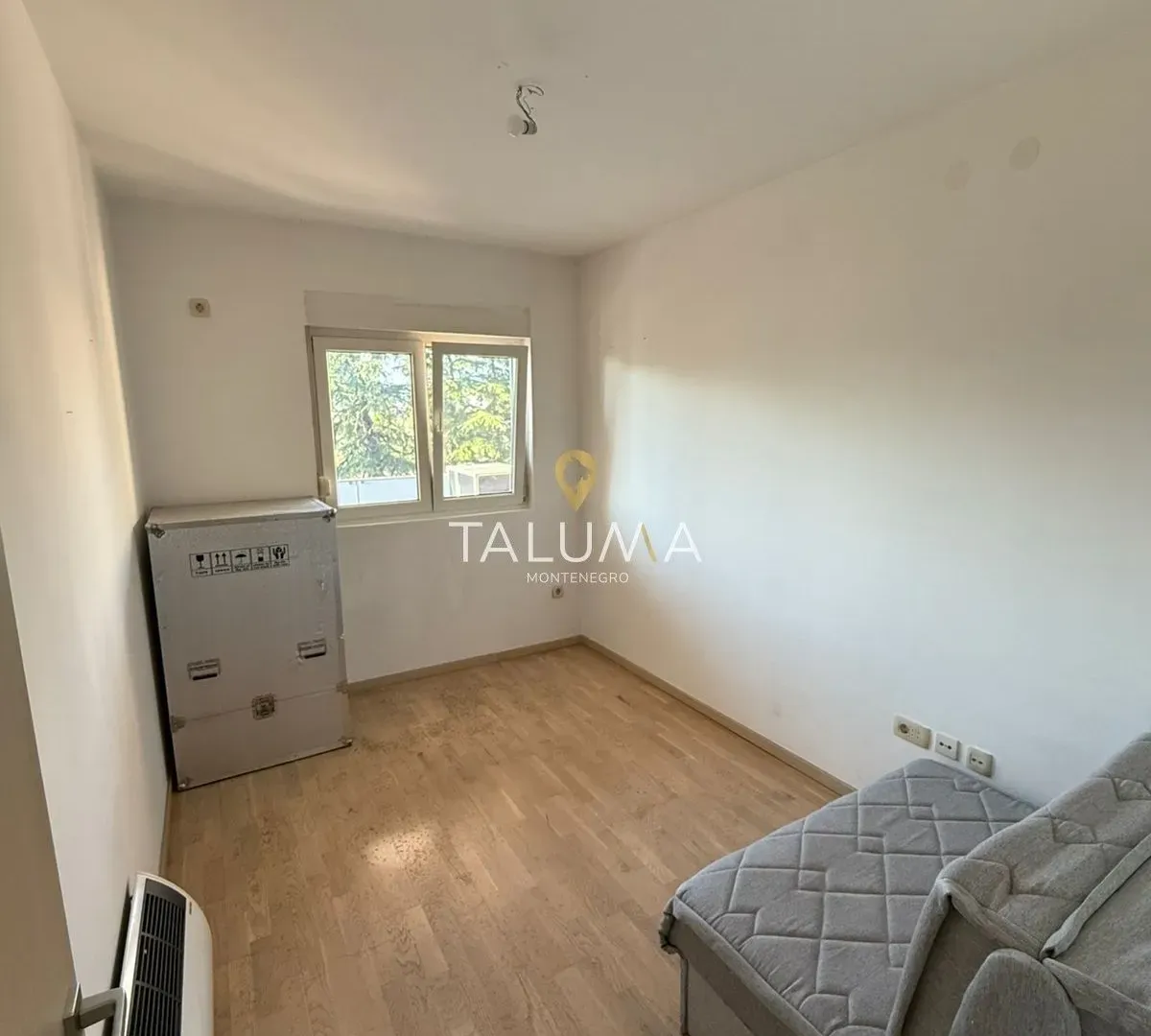 Rent, two bedroom apartment, 70m², City Kvart, Podgorica