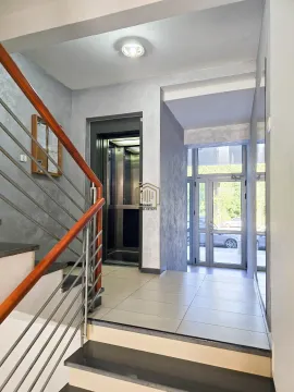 Prodaja, dvosoban stan, 64m², Momišići, Podgorica - image 8