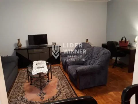 Rent, two bedroom apartment, 53m², Kalenić Pijaca, Vračar Sve Podlokacije - image 2
