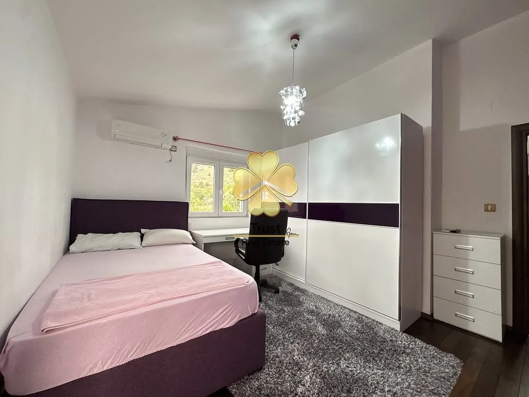 Prodaja, kuća, 175m², Podgorica, Crna Gora