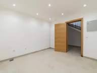 Prodaja, kuća, 420m², Blizikuće, Budva - image 18