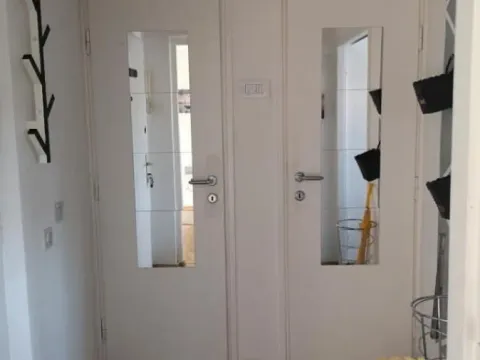 Izdavanje, dvosoban stan, 50m², Stari Grad, Beograd - image 12