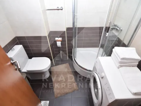 Rent, two bedroom apartment, 90m², Preko Morače, Podgorica - image 10
