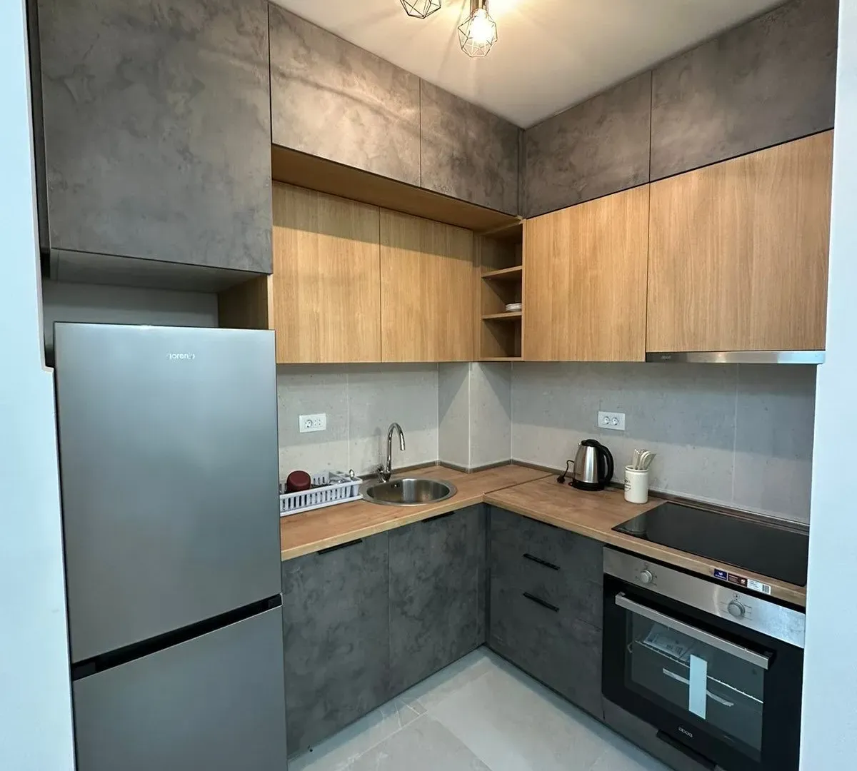 Izdavanje, stan, 42m², Central Point, Podgorica